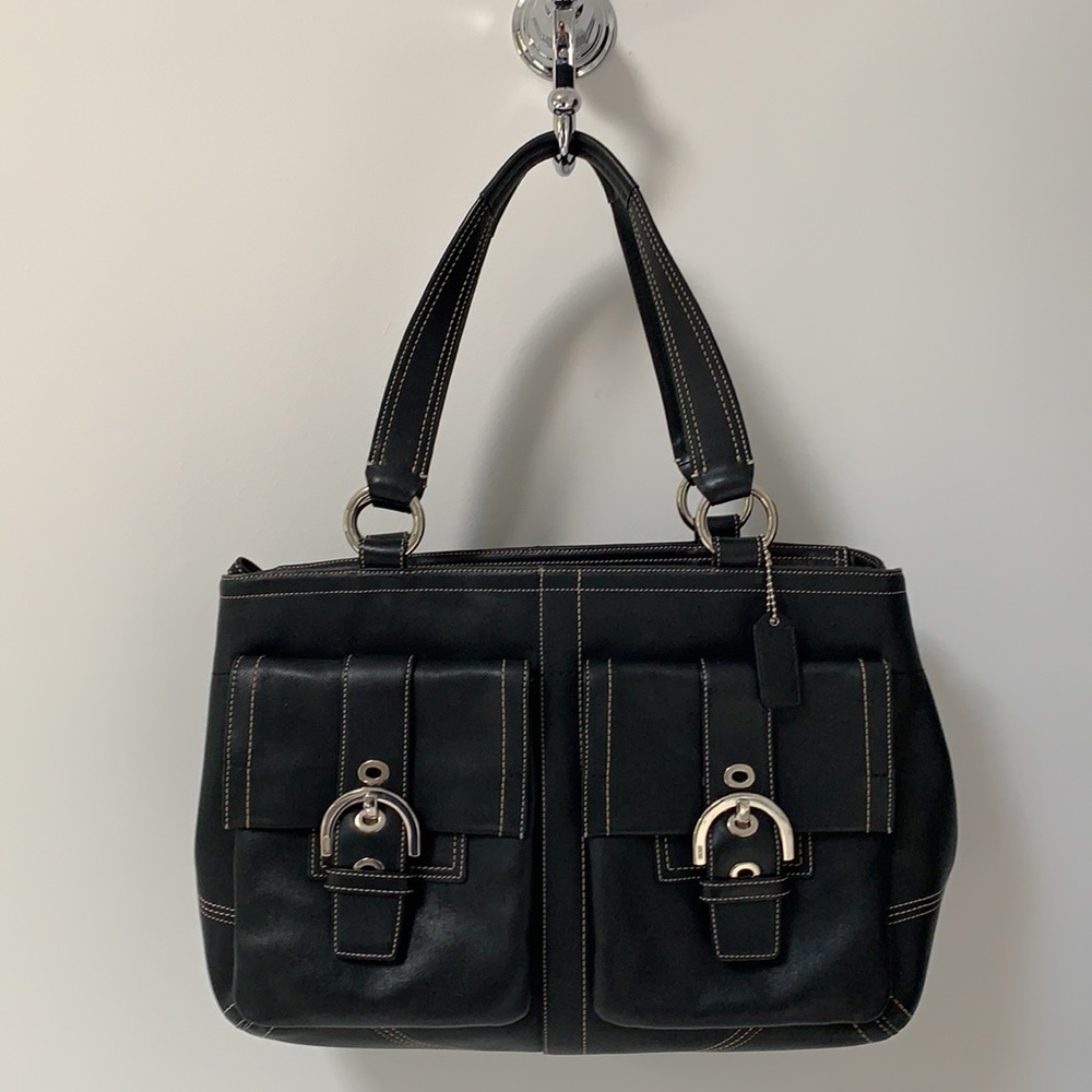 Pre-Owned Authentic Coach Soho Double Pocket Black Leather Bag (J05S-6468)